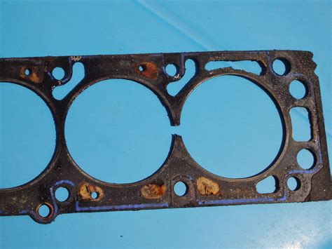 is cylinder compression a good test for head gasket|check for blown head gasket.